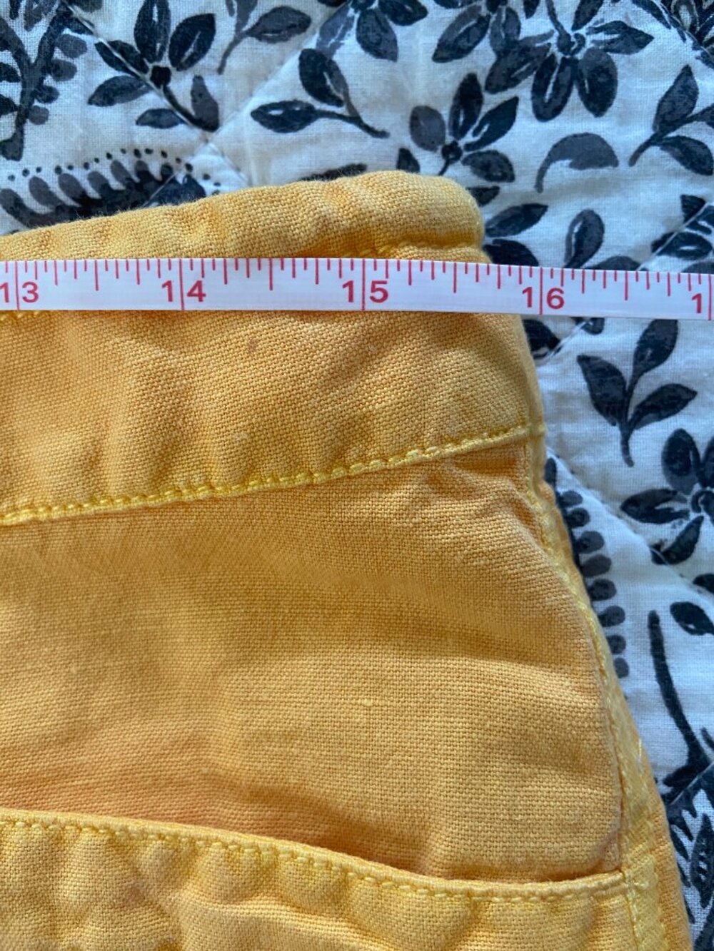 Sundance NWT Yellow Linen Blend Drawstring Utility Cuffed Shorts Small - Picture 3 of 4